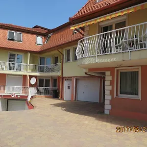 mandala-apartman.hotels-hajduszoboszlo-hungary.com/